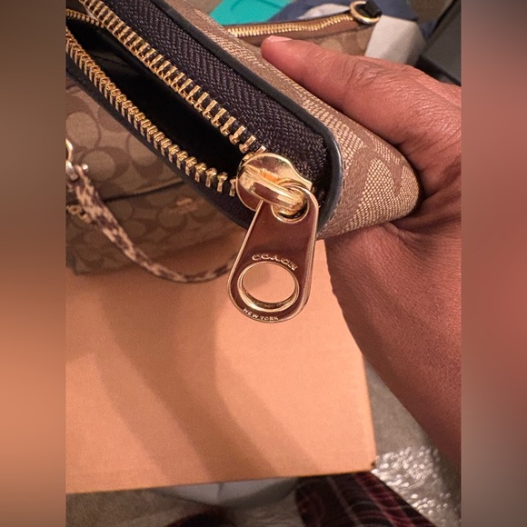 Coach Brown Purse With Leopard Print On Straps set - Picture 13 of 16